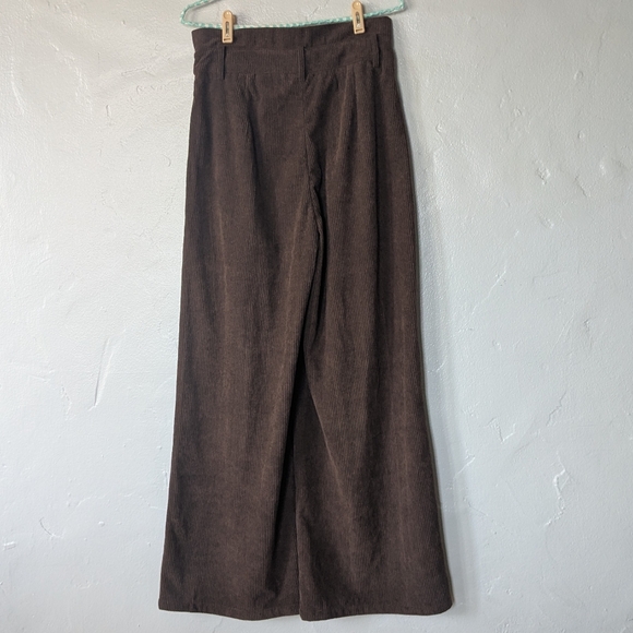 NWT Commense Brown Corduroy Wide-Leg Pleated Pants - Size Medium - Picture 5 of 5